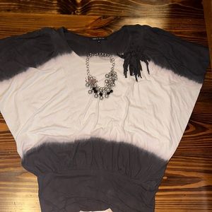 Karen by Karen Kane White and Black Top